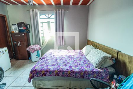 Casa à venda com 360m², 6 quartos e 4 vagasQuarto 2 / suíte