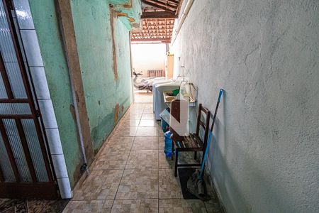 Casa à venda com 360m², 6 quartos e 4 vagasÁrea de serviço / quintal