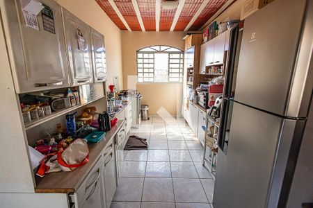 Casa à venda com 360m², 6 quartos e 4 vagasCozinha