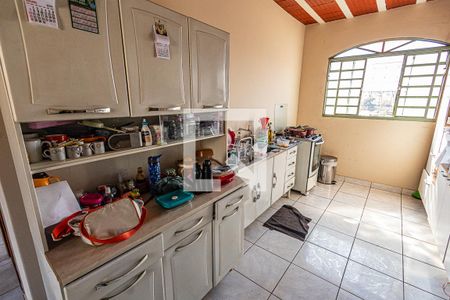 Casa à venda com 360m², 6 quartos e 4 vagasCozinha