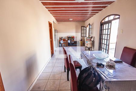 Casa à venda com 360m², 6 quartos e 4 vagasSala / 2º andar
