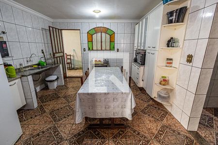 Casa à venda com 360m², 6 quartos e 4 vagasCozinha