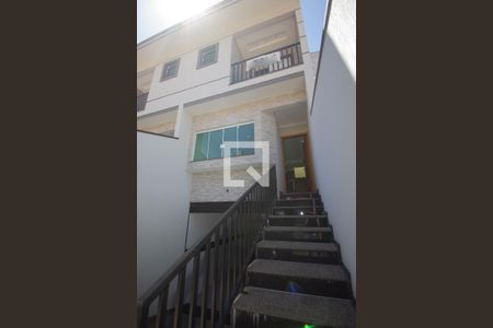 Casa à venda com 218m², 3 quartos e 1 vaga Casa à venda com 218m², 3 quartos e 1 vagaHall de Entrada