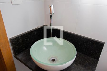 Casa à venda com 218m², 3 quartos e 1 vaga Casa à venda com 218m², 3 quartos e 1 vagaBanheiro de Serviço