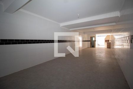 Casa à venda com 218m², 3 quartos e 1 vaga Casa à venda com 218m², 3 quartos e 1 vagaGaragem