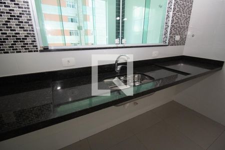 Casa à venda com 218m², 3 quartos e 1 vaga Casa à venda com 218m², 3 quartos e 1 vagaCozinha - Torneira