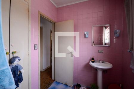 Casa à venda com 190m², 3 quartos e 3 vagasBanheiro 