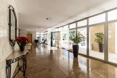 Apartamento à venda com 240m², 4 quartos e 2 vagasÁrea comum - Hall Social