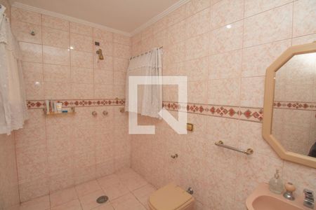 Casa à venda com 434m², 4 quartos e 8 vagas Casa à venda com 434m², 4 quartos e 8 vagasBanheiro