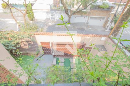 Casa à venda com 434m², 4 quartos e 8 vagas Casa à venda com 434m², 4 quartos e 8 vagasVaranda