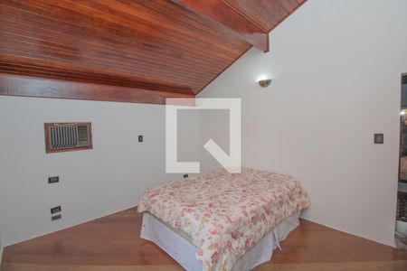 Casa à venda com 434m², 4 quartos e 8 vagas Casa à venda com 434m², 4 quartos e 8 vagasQuarto 1