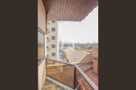 Casa à venda com 434m², 4 quartos e 8 vagas Casa à venda com 434m², 4 quartos e 8 vagasvaranda