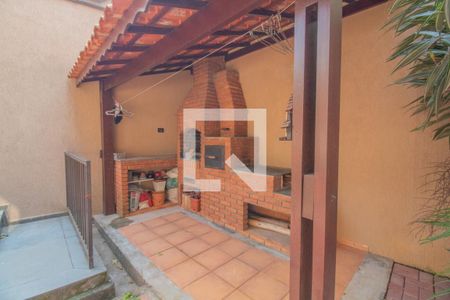 Casa à venda com 434m², 4 quartos e 8 vagas Casa à venda com 434m², 4 quartos e 8 vagasÁrea Gourmet