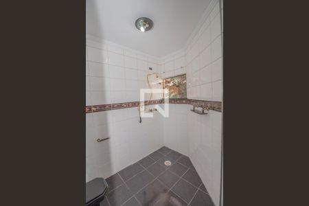 Casa à venda com 434m², 4 quartos e 8 vagas Casa à venda com 434m², 4 quartos e 8 vagasBanheiro Quarto 2