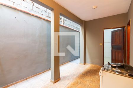 Casa à venda com 150m², 3 quartos e 2 vagas Casa à venda com 150m², 3 quartos e 2 vagasQuintal