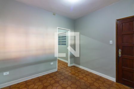 Sala  de casa à venda com 3 quartos, 150m² em Quitaúna, Osasco