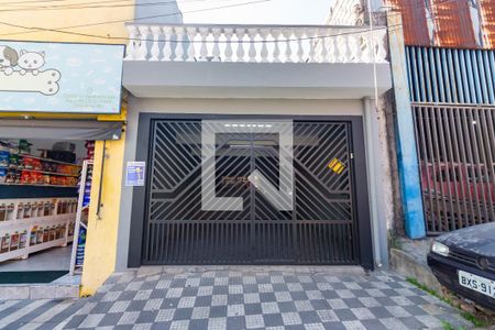 Casa à venda com 150m², 3 quartos e 2 vagasFachada