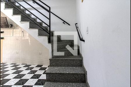 Casa à venda com 169m², 4 quartos e 3 vagas Casa à venda com 169m², 4 quartos e 3 vagasacesso para os pisos