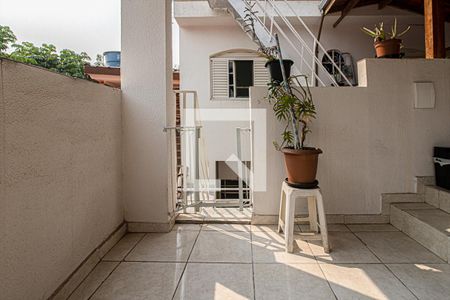 Casa à venda com 169m², 4 quartos e 3 vagas Casa à venda com 169m², 4 quartos e 3 vagasacesso para o terraço