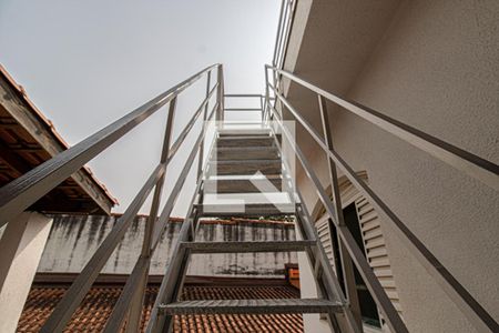 Casa à venda com 169m², 4 quartos e 3 vagas Casa à venda com 169m², 4 quartos e 3 vagasacesso para a caixa dágua