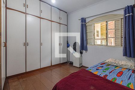 Casa à venda com 169m², 4 quartos e 3 vagas Casa à venda com 169m², 4 quartos e 3 vagasquarto2
