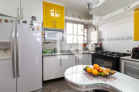 Apartamento à venda com 156m², 4 quartos e 3 vagasCozinha 