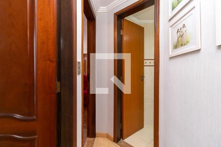 Apartamento à venda com 156m², 4 quartos e 3 vagasCorredor 