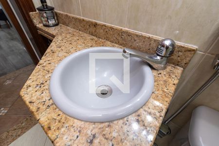 Apartamento à venda com 156m², 4 quartos e 3 vagas Piso superior Banheiro 