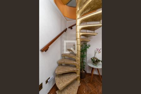 Apartamento à venda com 156m², 4 quartos e 3 vagasEscadas 