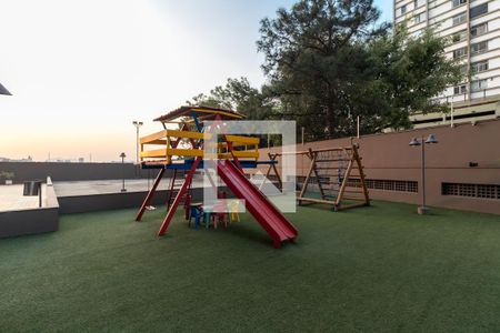 Apartamento à venda com 156m², 4 quartos e 3 vagasÁrea Comum - Playground