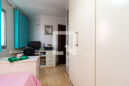 Apartamento à venda com 156m², 4 quartos e 3 vagasQuarto 2