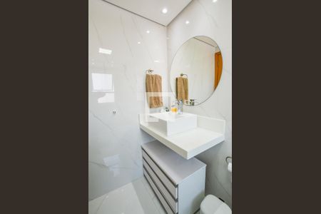 Apartamento à venda com 84m², 2 quartos e 2 vagasBanheiro da Suíte 1