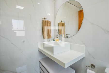 Apartamento à venda com 84m², 2 quartos e 2 vagasBanheiro da Suíte 1