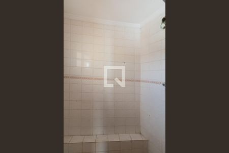 Casa à venda com 200m², 5 quartos e 6 vagas Casa à venda com 200m², 5 quartos e 6 vagasBanheiro de Serviço