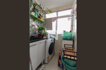 Apartamento à venda com 60m², 3 quartos e 1 vagaÁrea de Serviço