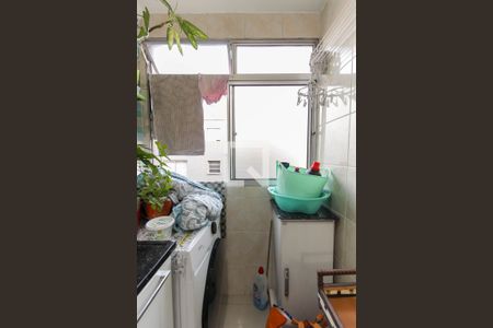 Apartamento à venda com 60m², 3 quartos e 1 vagaÁrea de Serviço