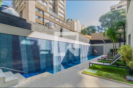 Apartamento à venda com 21m², 1 quarto e sem vaga Apartamento à venda com 21m², 1 quarto e sem vagaÁrea comum - Piscina