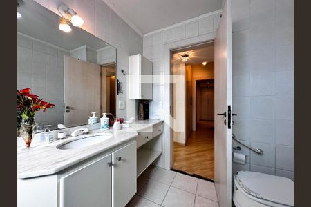 Apartamento à venda com 142m², 3 quartos e 3 vagasBanheiro Suíte