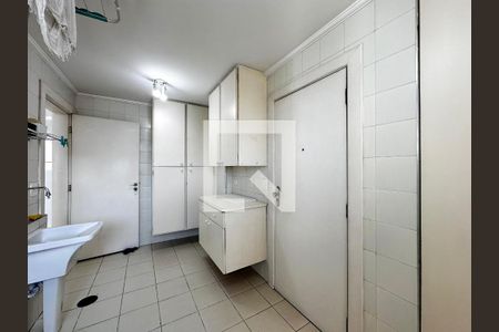 Apartamento à venda com 142m², 3 quartos e 3 vagasÁrea de Serviço