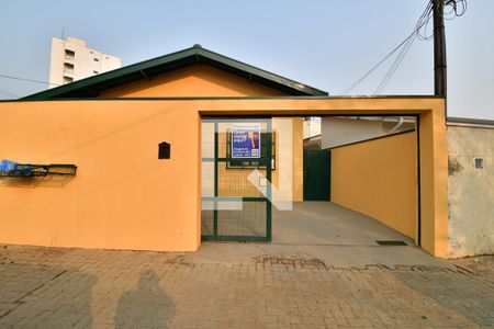 Casa para alugar com 80m², 1 quarto e 2 vagasFachada