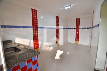 Casa para alugar com 80m², 1 quarto e 2 vagasCozinha