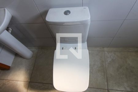 Banheiro de apartamento para alugar com 1 quarto, 40m² em Capão do Embira, São Paulo