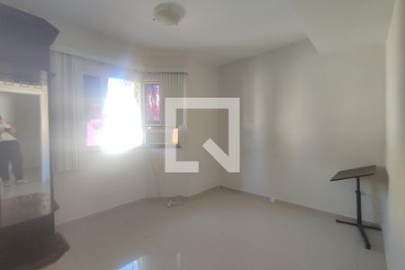 2º Pav - Quarto 1 de casa de condomínio para alugar com 4 quartos, 130m² em Taquara, Rio de Janeiro