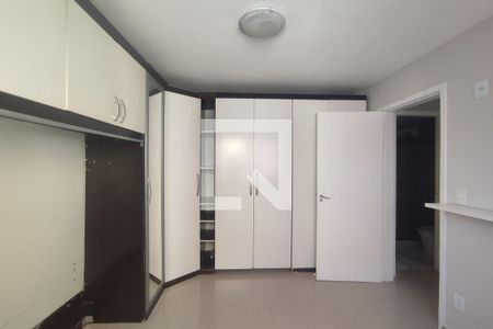 Casa de condomínio à venda com 130m², 4 quartos e 2 vagas Casa de condomínio à venda com 130m², 4 quartos e 2 vagas2º Pav - Suite 1