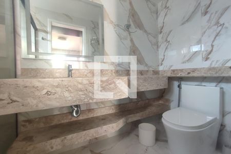 Casa de condomínio à venda com 130m², 4 quartos e 2 vagas Casa de condomínio à venda com 130m², 4 quartos e 2 vagas2º Pav - Banheiro da Suite 1