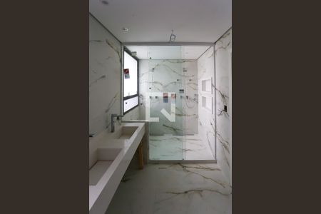 Apartamento à venda com 440m², 4 quartos e 6 vagasBanheiro da Suíte 4