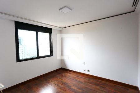 Apartamento à venda com 440m², 4 quartos e 6 vagassuíte 3