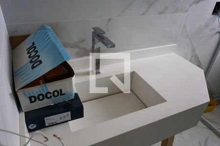 Apartamento à venda com 440m², 4 quartos e 6 vagasBanheiro da Suíte 3