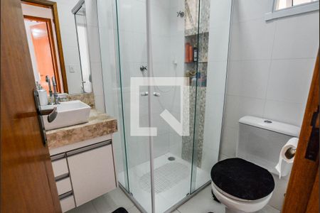 Apartamento à venda com 42m², 2 quartos e 1 vaga Apartamento à venda com 42m², 2 quartos e 1 vagaBanheiro