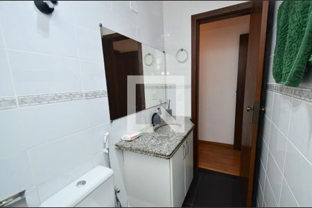 Apartamento à venda com 90m², 3 quartos e 2 vagasBanheiro social